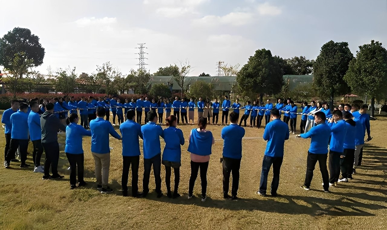 figurines plush toys handicrafts custom manufacturer M&Y team activity.jpg figurines plush toys handicrafts custom manufacturer M&Y team activity.jpg